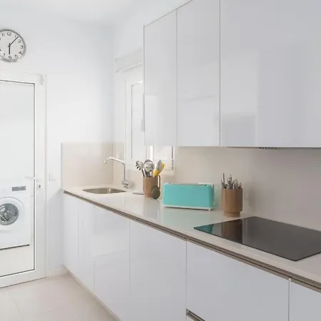別荘 Casa Lolalo - Modern With Pool, 15min Walk To Marina Rubicon